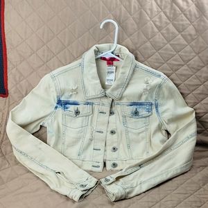 NEW Tinseltown distressed crop denim jacket!